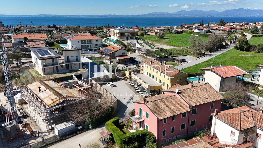 Apartment in Lazise, Veneto, Italy 2 - 16295818