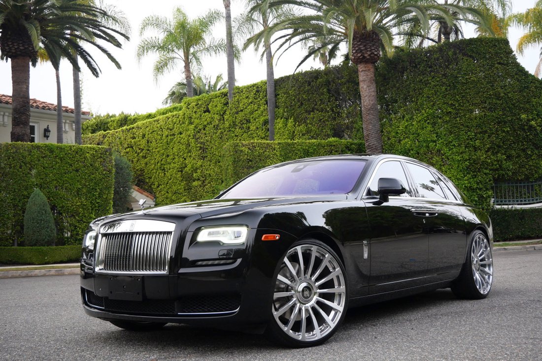 Sedan in West Hollywood, CA, United States 2 - 17542236