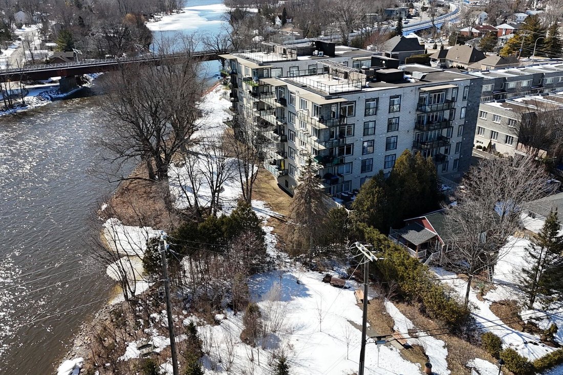 Condo in Laval, Quebec, Canada 5 - 17539258