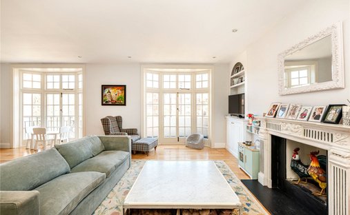 Apartment in Little Venice, Westminster, England 1
