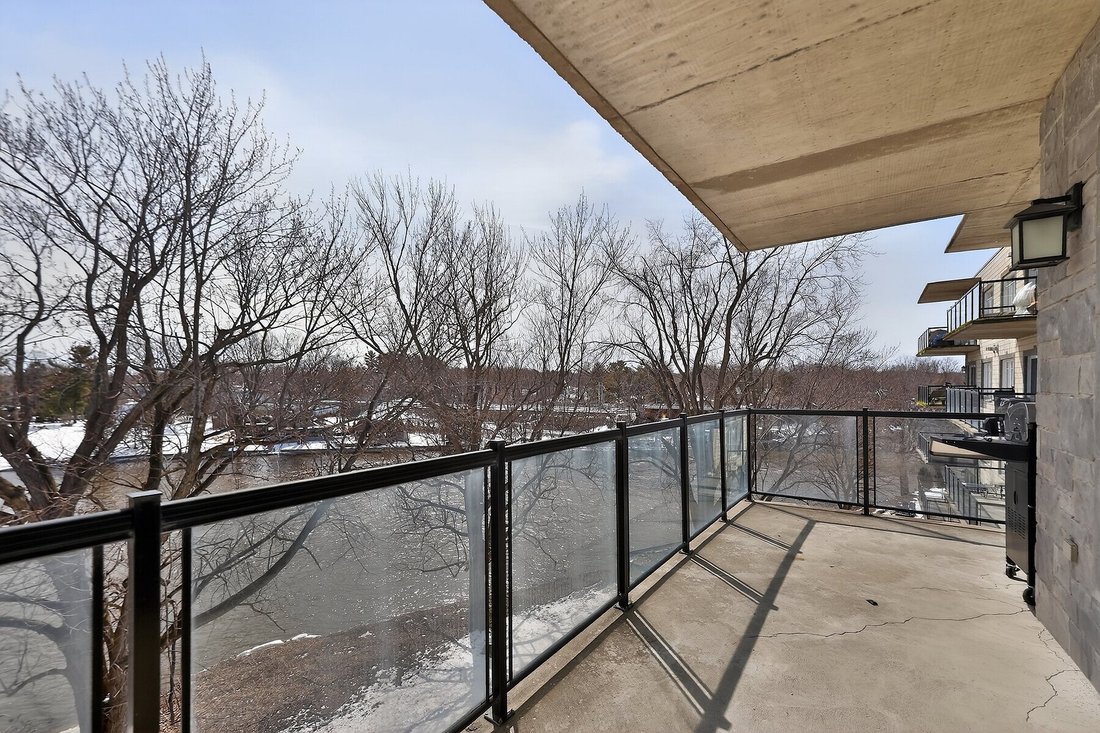 Condo in Laval, Quebec, Canada 4 - 17539258