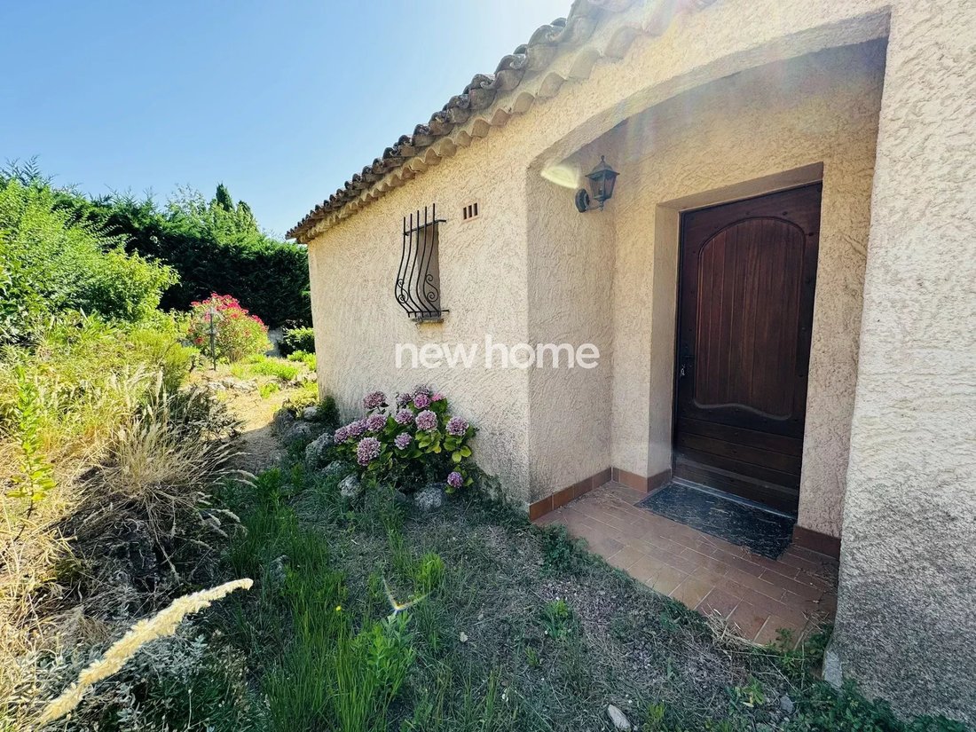 House in Les Adrets-de-l'Estérel, Provence-Alpes-Côte d'Azur, France 1 - 17505383
