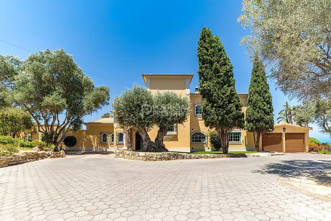 Villa in Vilamoura, Quarteira, Algarve 2 - 17544269