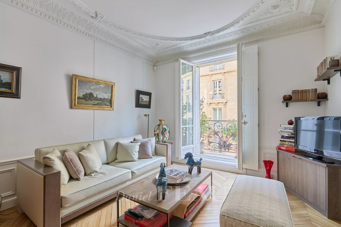 Apartment in Gros Caillou, Paris 7e Arrondissement, Paris 2 - 17544460
