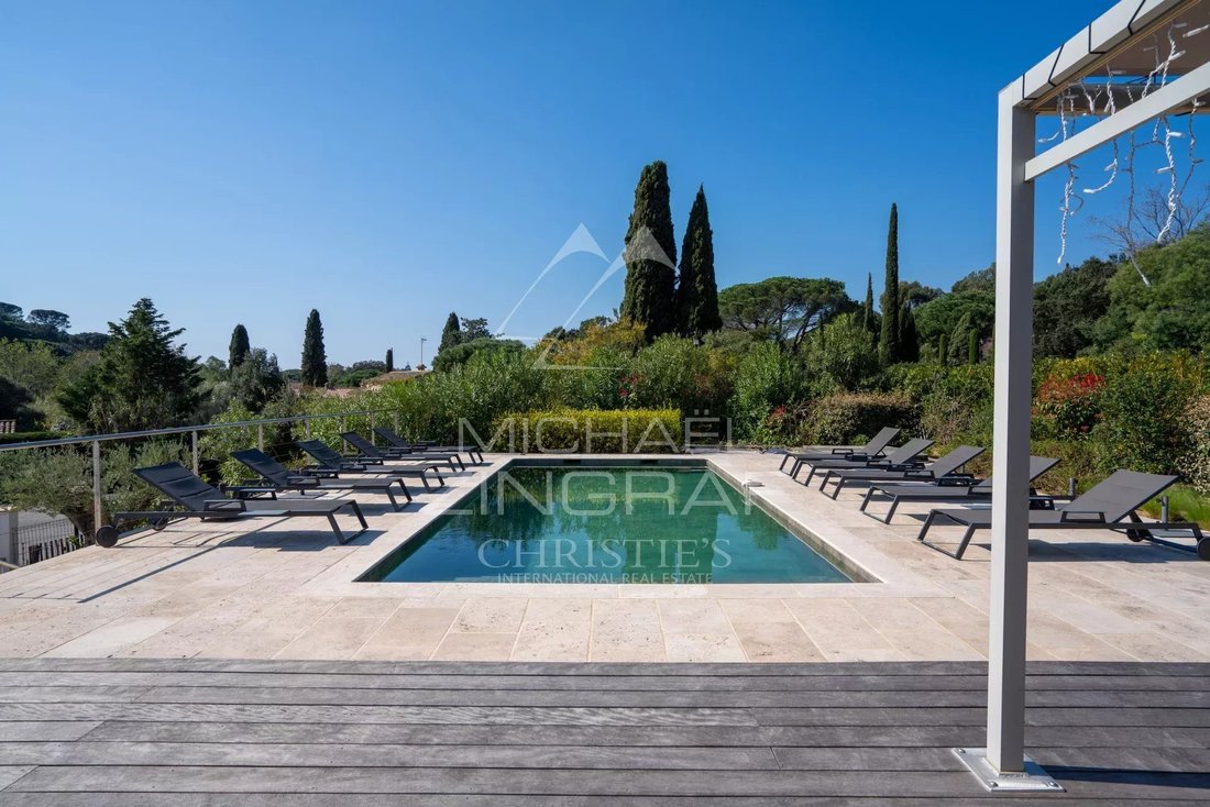 Villa in La Croix-Valmer, Provence-Alpes-Côte d'Azur, France 3 - 17540991