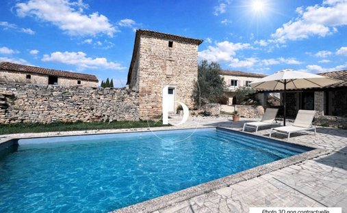 House in Orgnac-l'Aven, Auvergne-Rhône-Alpes, France 1