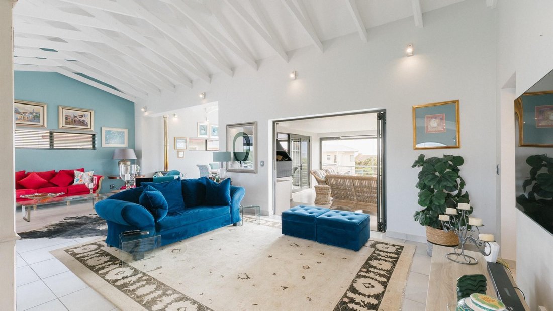 House in Overstrand Local Municipality, Western Cape, South Africa 2 - 17543024