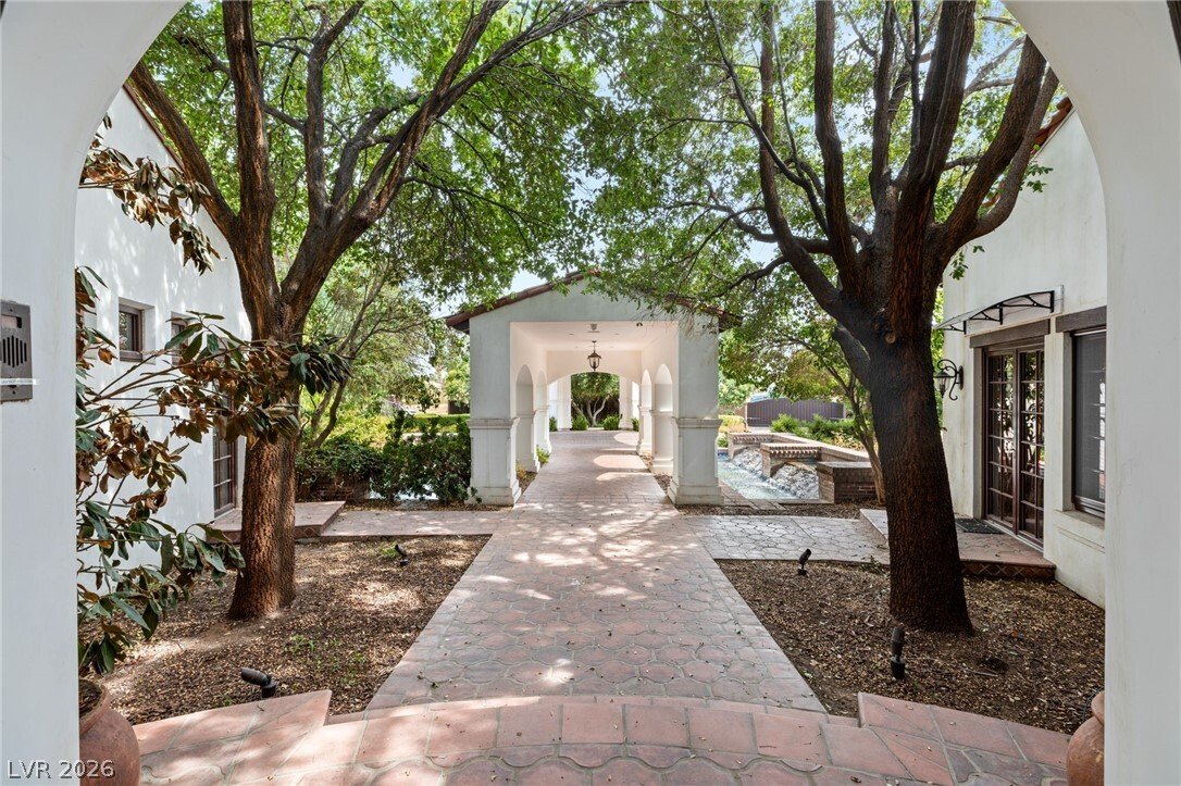 House in Las Vegas, Nevada, United States 5 - 17540139