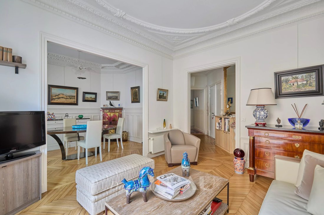 Apartment in Gros Caillou, Paris 7e Arrondissement, Paris 4 - 17544460