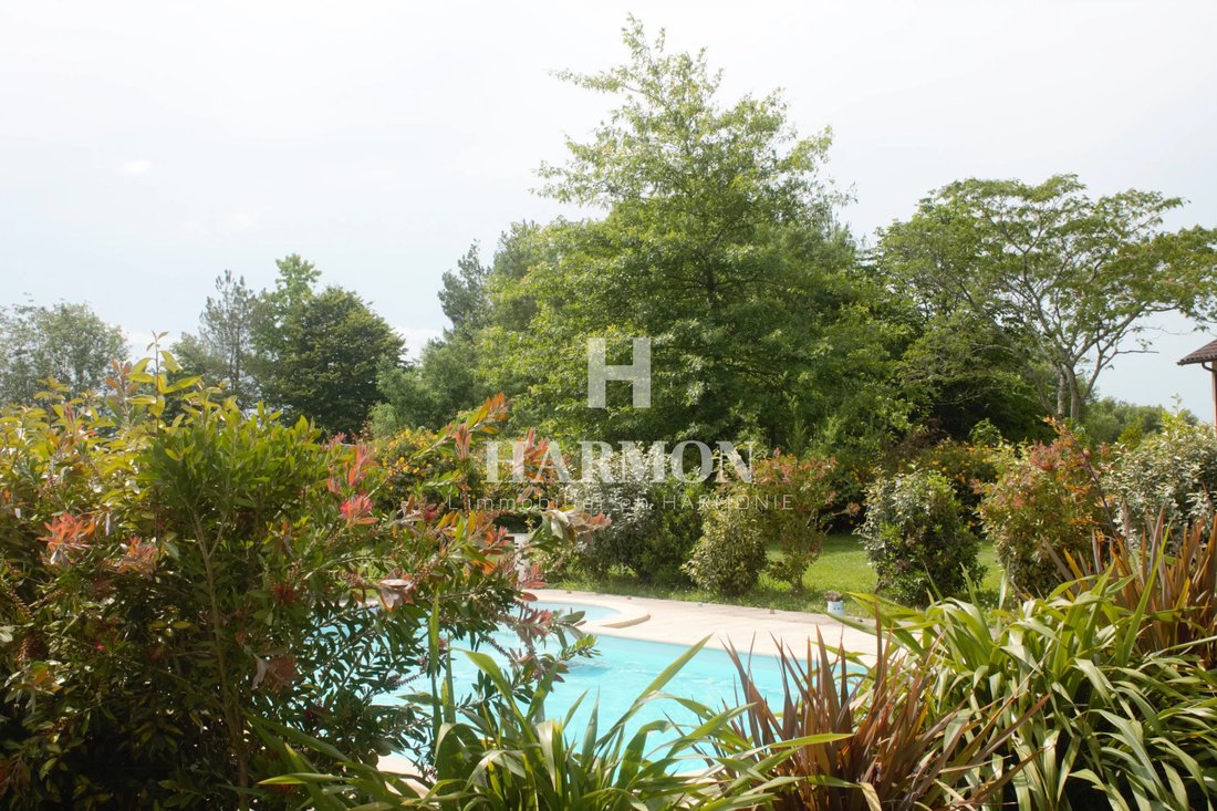 Estate in Salies-de-Bearn, Nouvelle-Aquitaine, France 1 - 17544485
