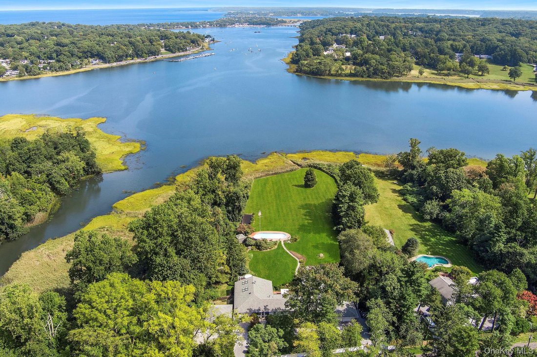 House in Locust Valley, New York, United States 1 - 17542817