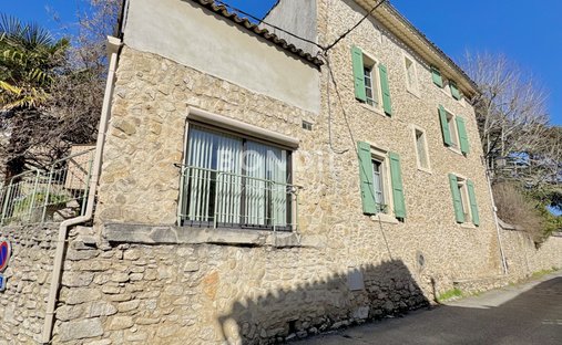 House in Saint-Martin-de-Castillon, Provence-Alpes-Côte d'Azur, France 1