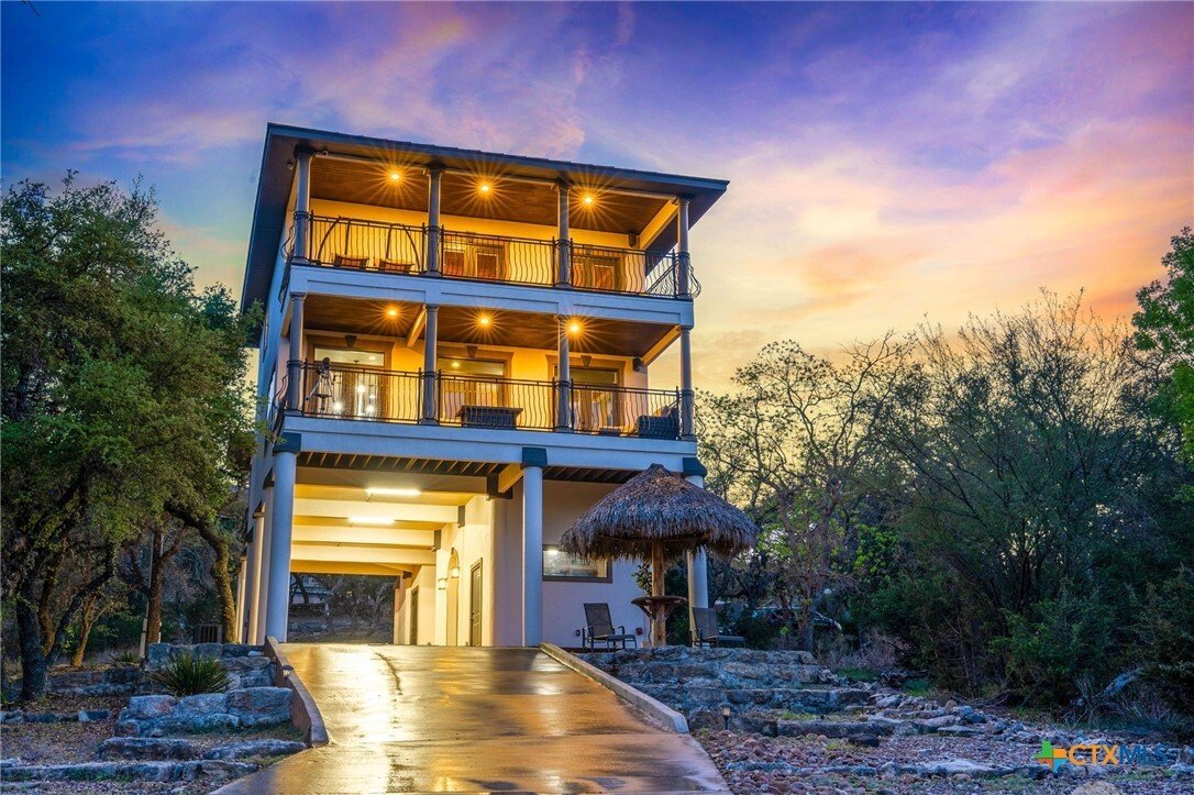 House in Canyon Lake, Texas, United States 3 - 17543969