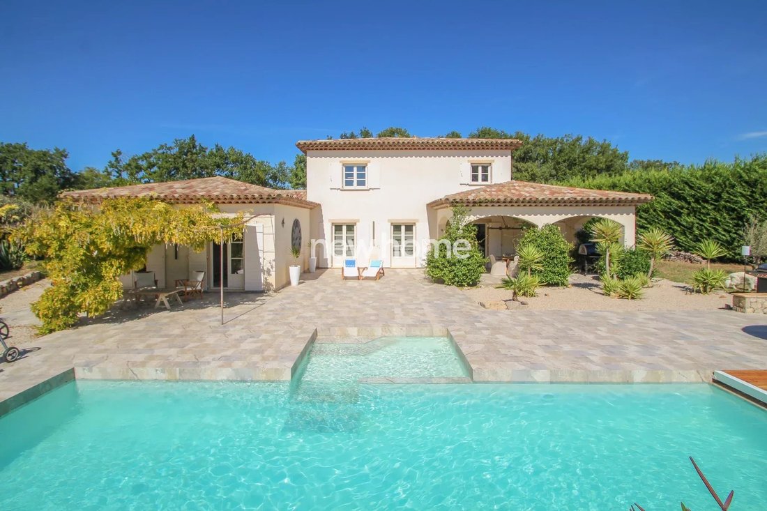 Villa in Callian, Provence-Alpes-Côte d'Azur, France 1 - 17505144