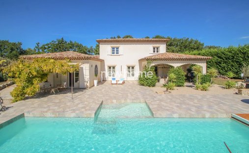 Villa in Callian, Provence-Alpes-Côte d'Azur, France 1