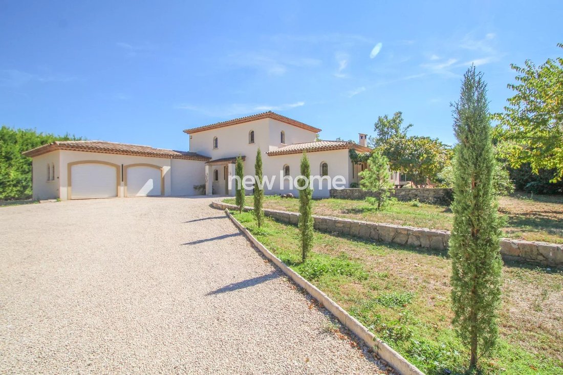 Villa in Callian, Provence-Alpes-Côte d'Azur, France 3 - 17505144