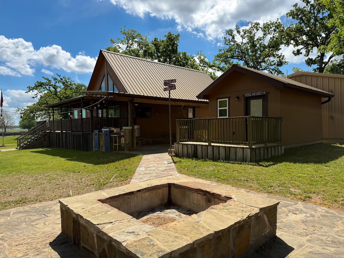 House in Thornton, Texas, United States 2 - 17544060