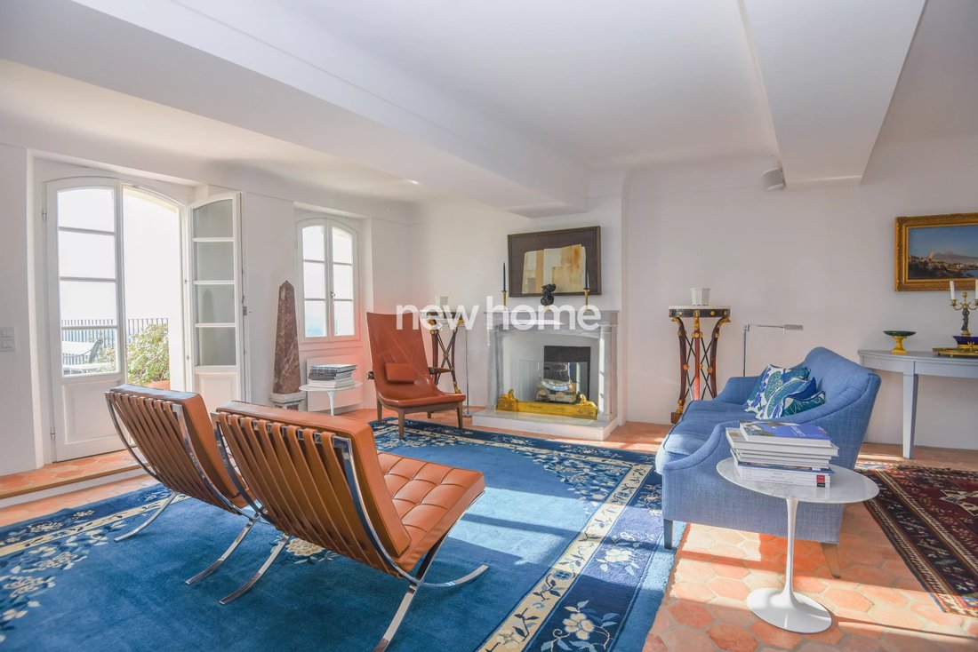 Country House in Châteauneuf-Grasse, Provence-Alpes-Côte d'Azur, France 3 - 17505392