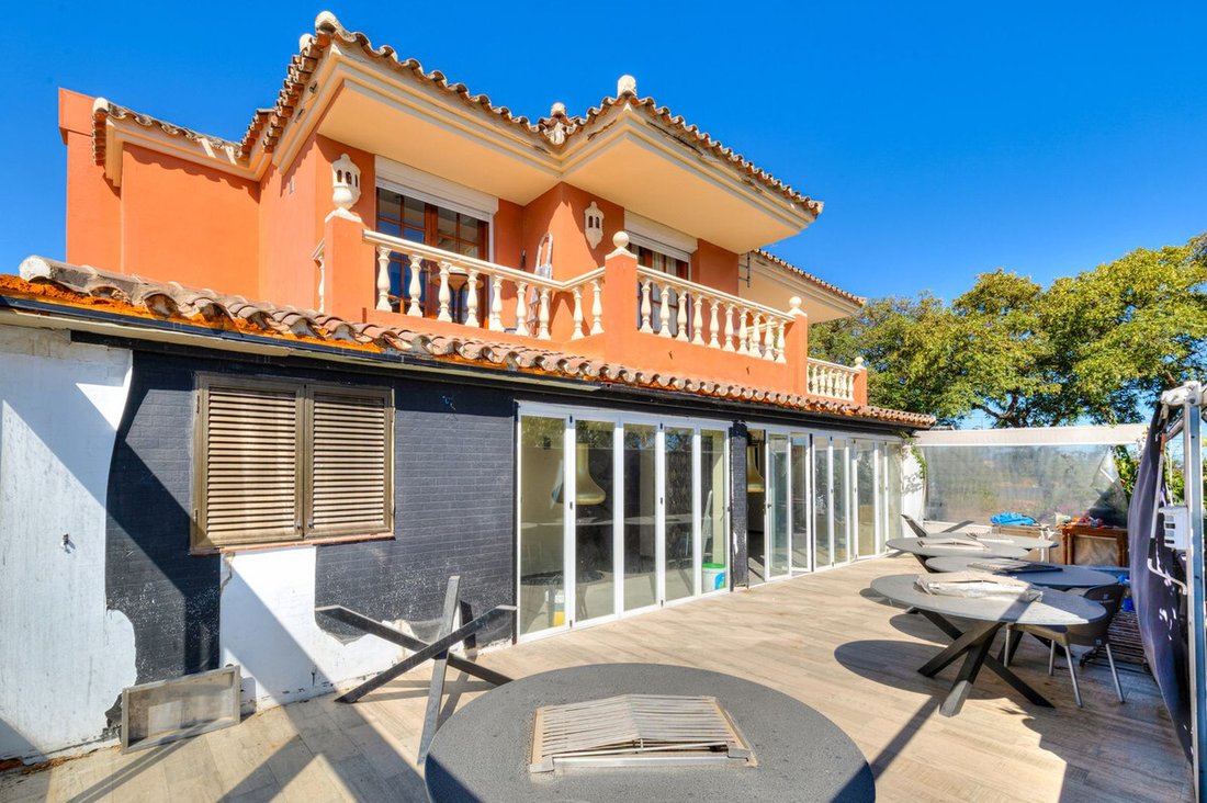 Villa in San Pedro de Alcantara, Andalusia, Spain 5 - 16898442