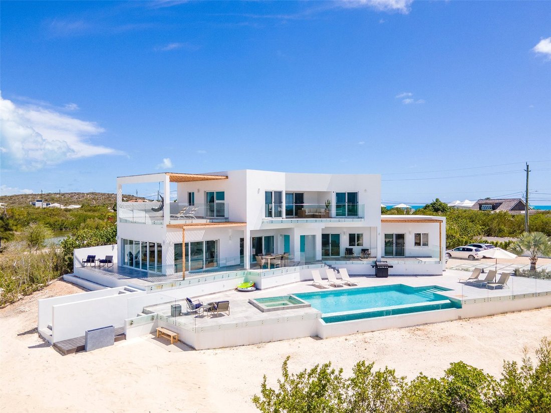 House in Cooper Jack Bay Settlement, Caicos Islands, Turks and Caicos Islands 3 - 17540969