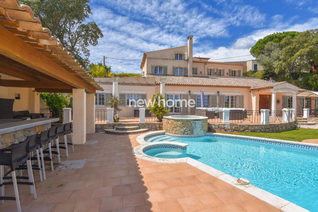 Estate in Les Adrets-de-l'Estérel, Provence-Alpes-Côte d'Azur, France 5 - 17505256