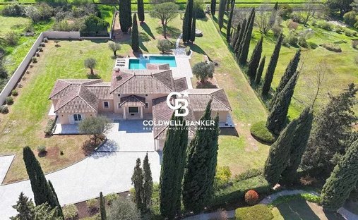 Casa a La Bouverie, Roquebrune-sur-Argens, Francia 1