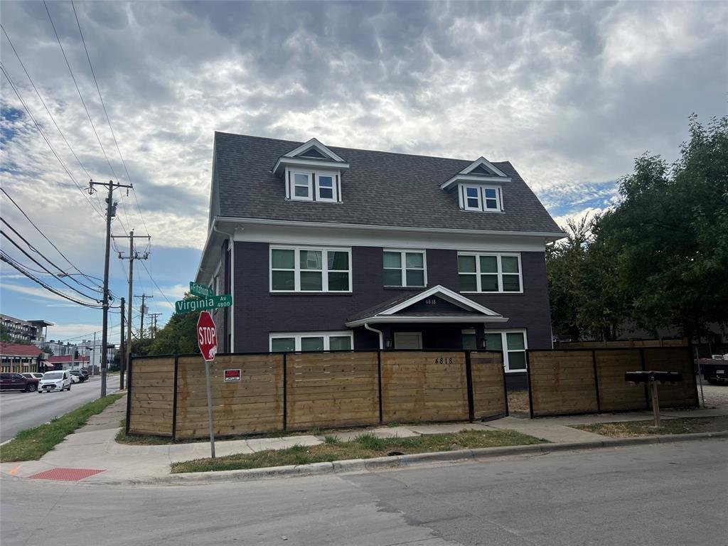 House in Dallas, Texas, United States 1 - 17543366