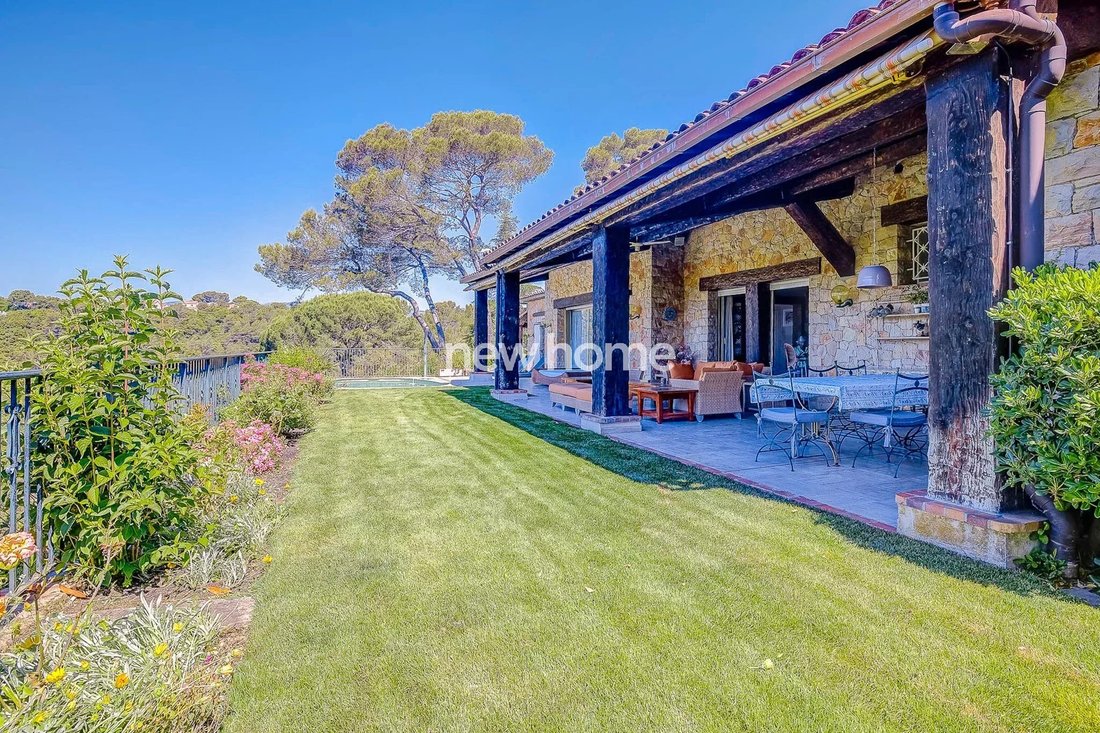 Villa in Bois Fleuri-Chevre d'Or-Saint Philippe, Biot, France 3 - 17505556