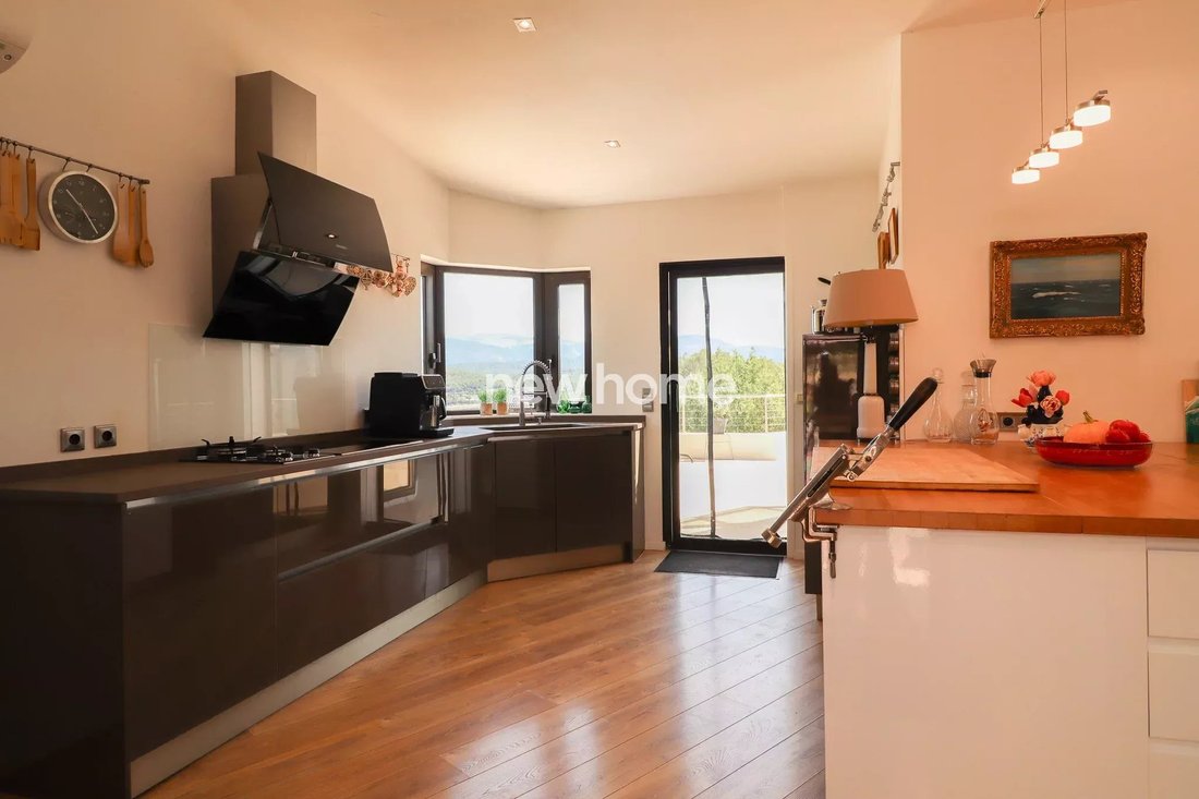 Villa in Tourrettes, Provence-Alpes-Côte d'Azur, France 5 - 17504583