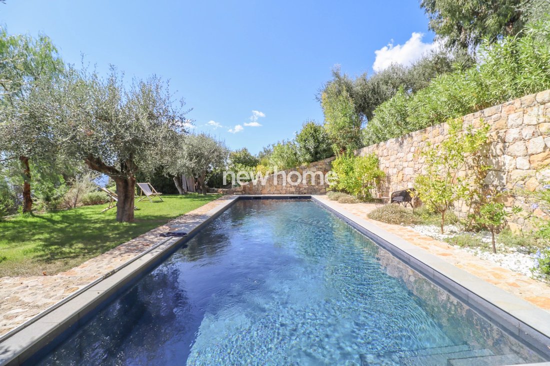 House in Châteauneuf-Grasse, Provence-Alpes-Côte d'Azur, France 4 - 17505489