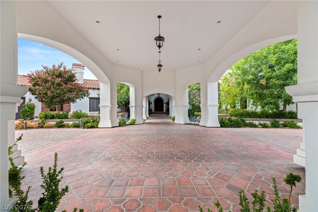 House in Las Vegas, Nevada, United States 4 - 17540139