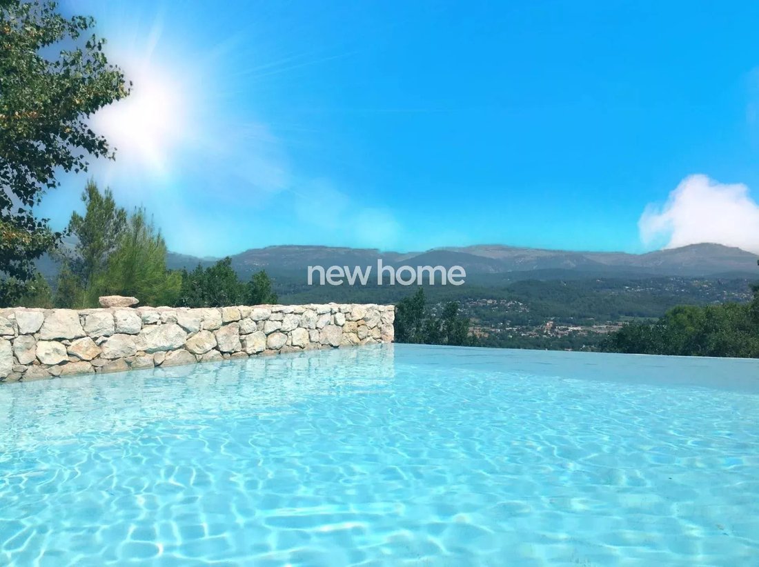 Villa in Tourrettes, Provence-Alpes-Côte d'Azur, France 3 - 17504583