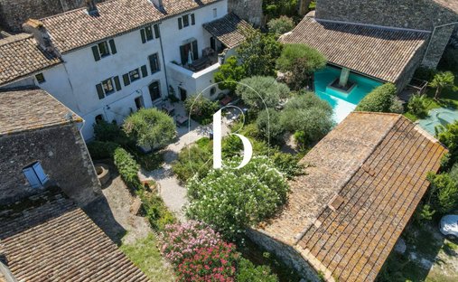 House in Vézénobres, Occitania, France 1
