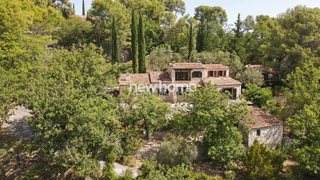 House in Fayence, Provence-Alpes-Côte d'Azur, France 3 - 17504603