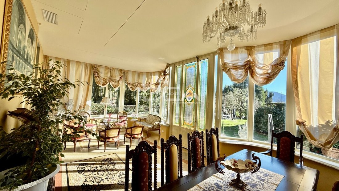 Villa in Historic Center, Lucca, Tuscany 2 - 17424754