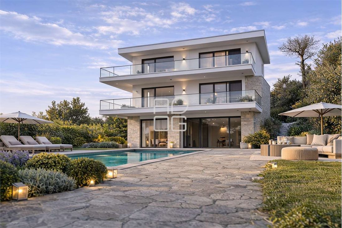 Villa in San Felice del Benaco, Lombardy, Italy 5 - 17544352