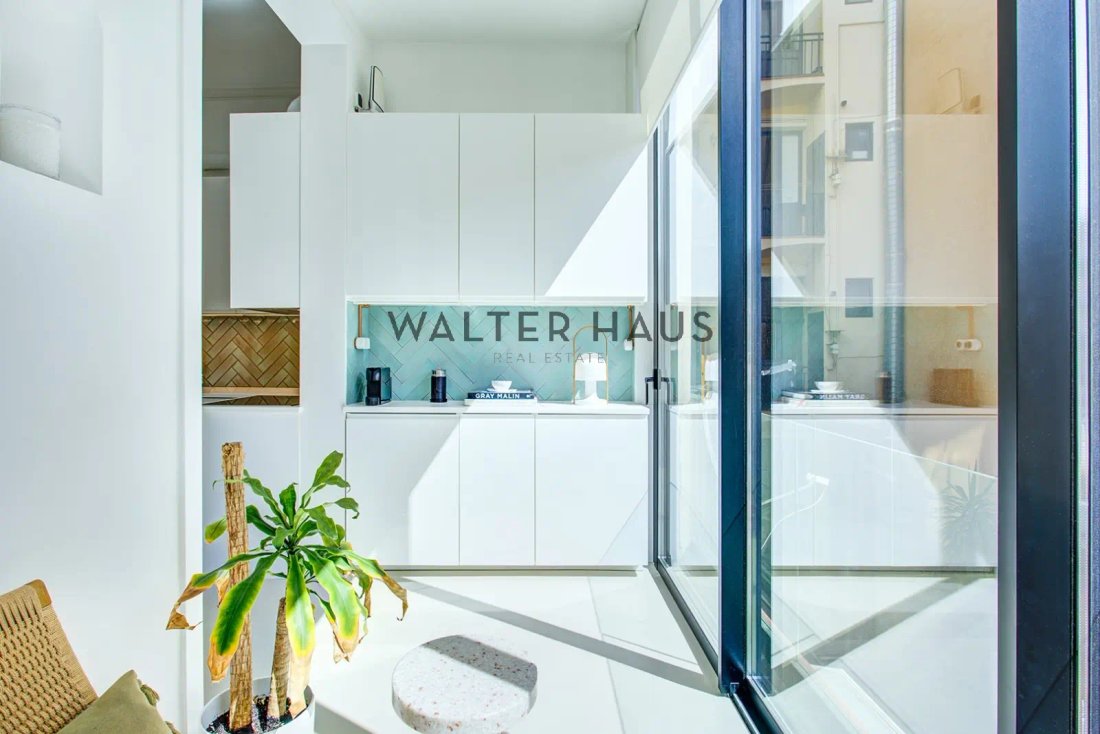 Apartment in Eixample, Barcelona, Spain 4 - 17541525