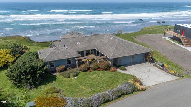 House in Fort Bragg, California, United States 4 - 17542219