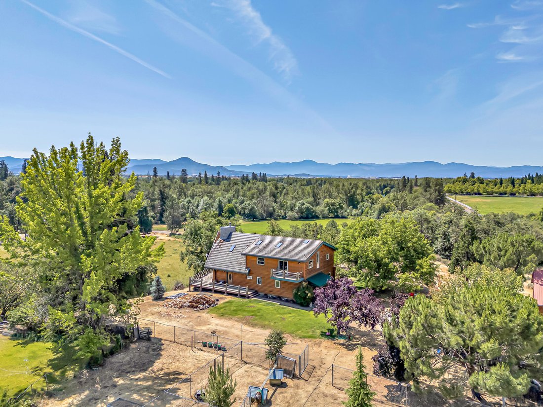 House in White City, Oregon, United States 2 - 17542535