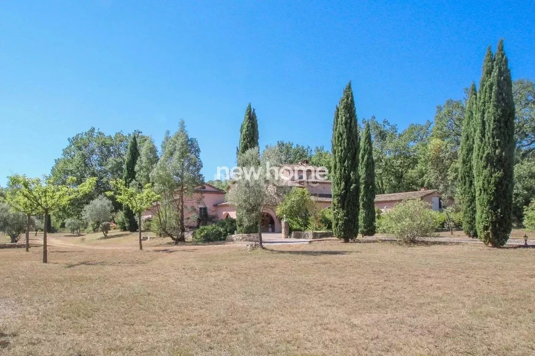 House in Fayence, Provence-Alpes-Côte d'Azur, France 2 - 17504616