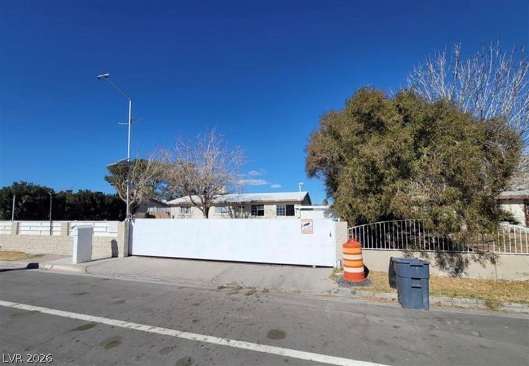 House in Las Vegas, Nevada, United States 2 - 17540078
