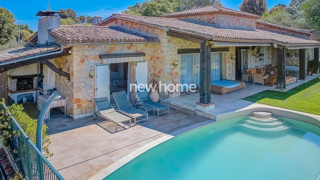 Villa in Bois Fleuri-Chevre d'Or-Saint Philippe, Biot, France 2 - 17505556