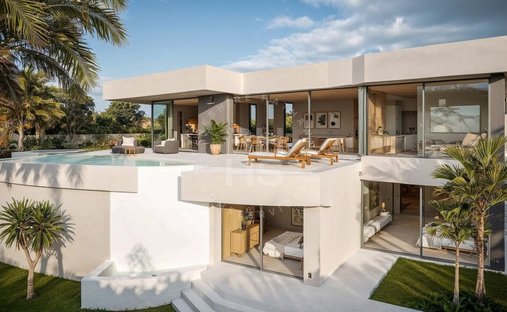 Villa in Calp / Calpe, Valencian Community, Spain 1