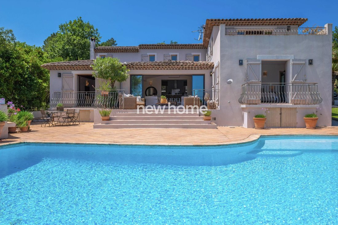 Villa in Les Adrets-de-l'Estérel, Provence-Alpes-Côte d'Azur, France 4 - 17505582
