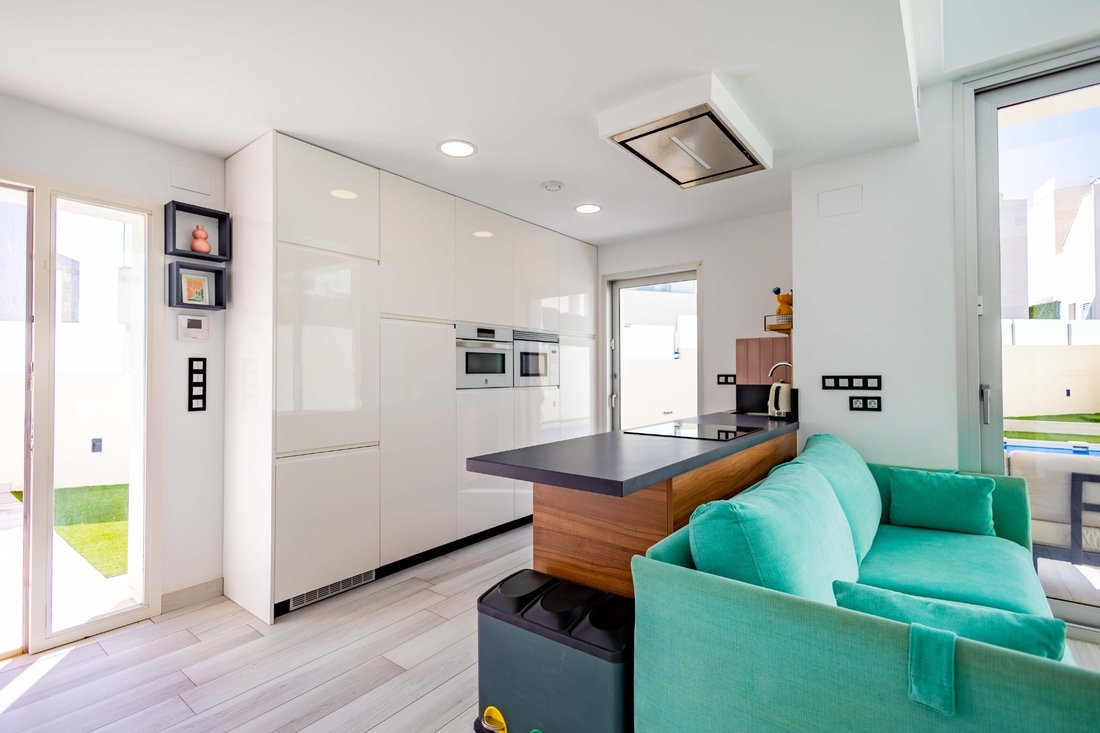 Villa in Orihuela, Valencian Community, Spain 4 - 17541041