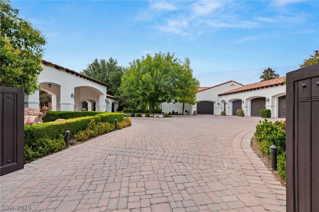 House in Las Vegas, Nevada, United States 2 - 17540139