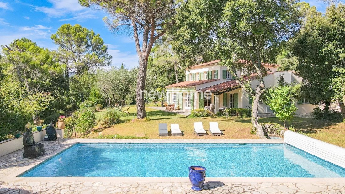 Villa in Montauroux, Provence-Alpes-Côte d'Azur, France 3 - 17504522