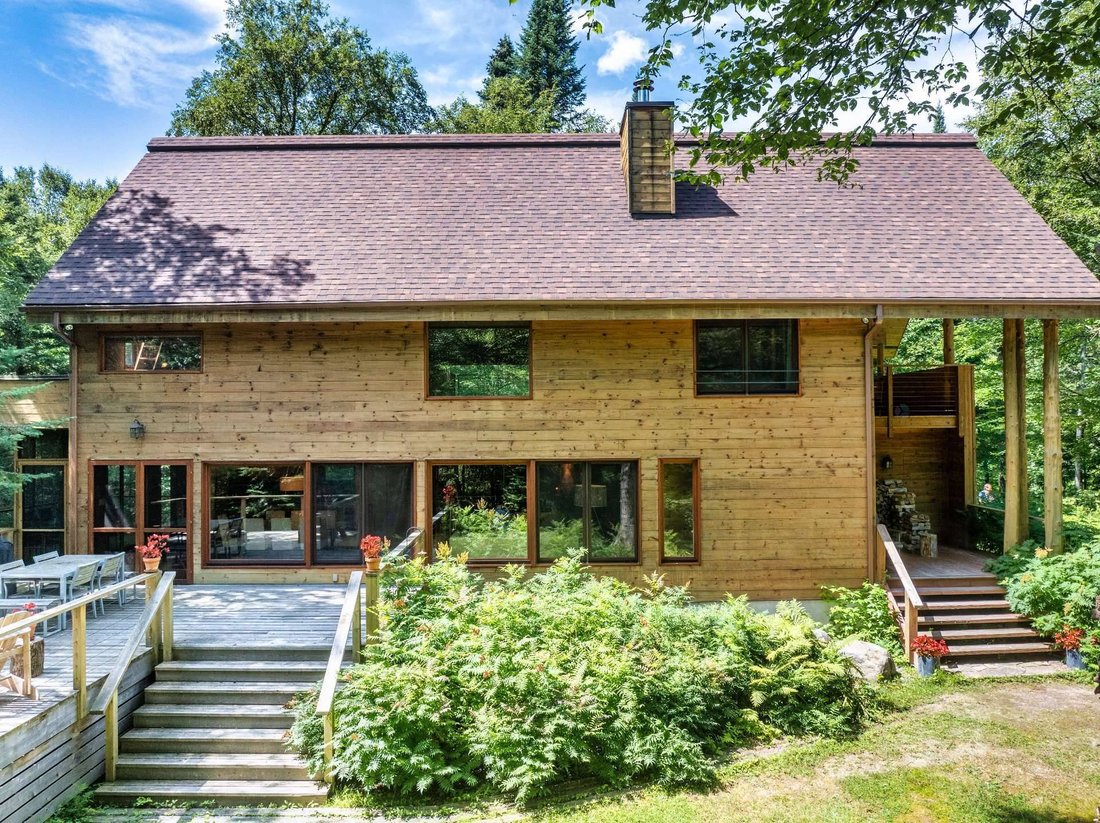 House in Lac-Supérieur, Quebec, Canada 1 - 17544668