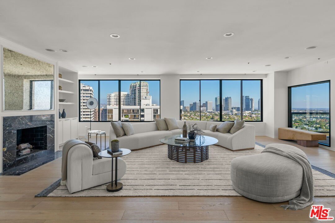 Condo in Los Angeles, California, United States 5 - 17541198