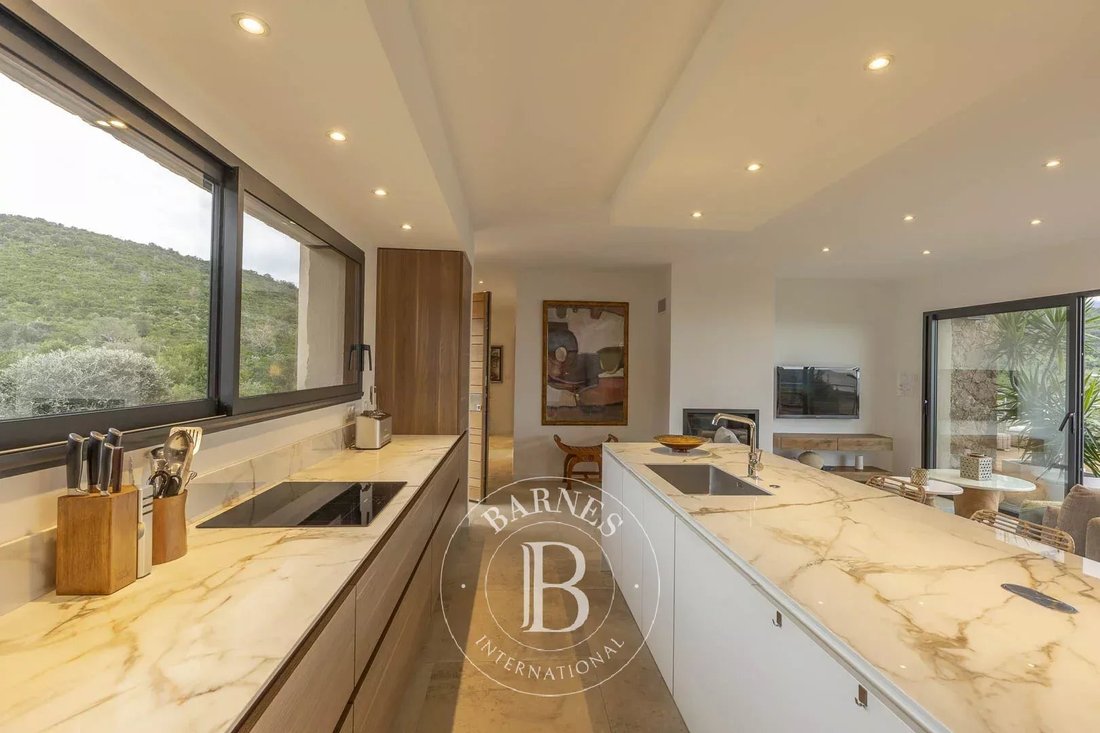 Villa in Conca, Corsica, France 5 - 17541588